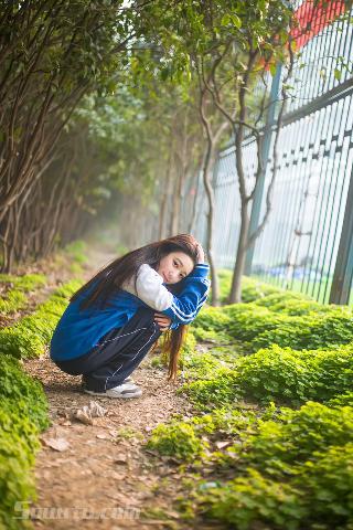 蜜丝婷大草莓和小草莓对比